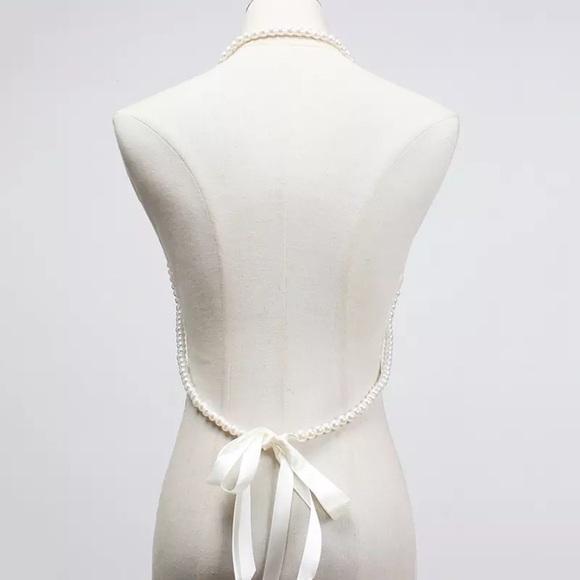 Stunning White Pearl Cage Bra Harness with Ribbon - Picture 15 of 16